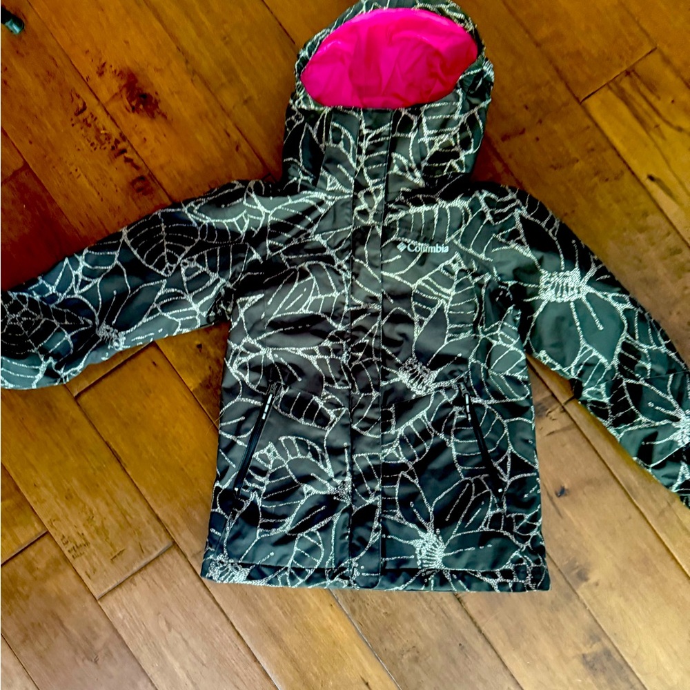 Girls Columbia Ski Jacket w insert / size 7/8